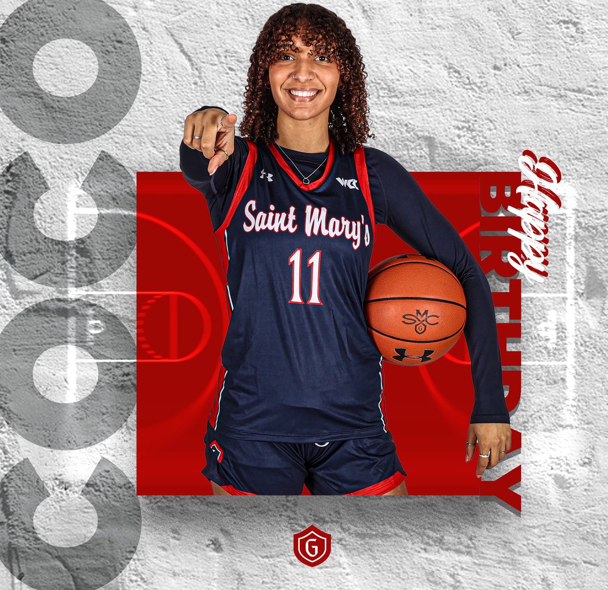 GaelsWBB's tweet photo. Happy Birthday @CocoUrlacher We are honored you are a part of the @GaelsWBB Family!!! #gaelfamily https://t.co/3JgGlKTKTX
