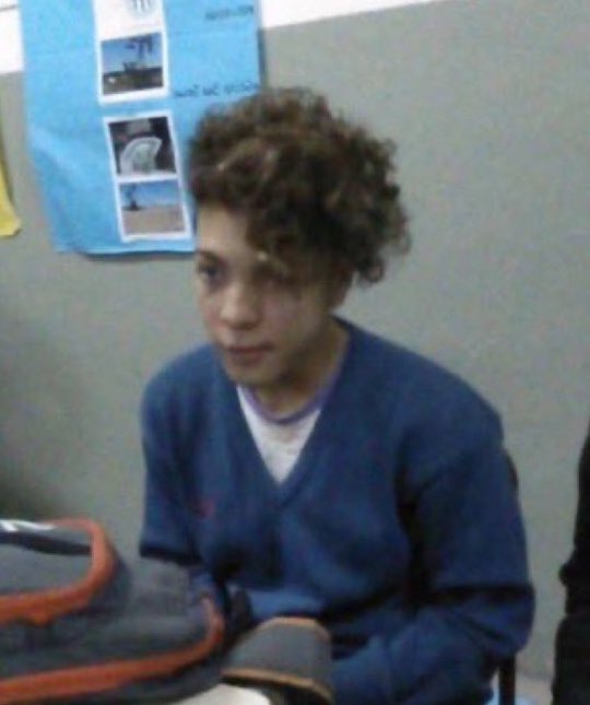 q aburrido q está gh hagan algo divertido no se q alguno salte la pared, amenacen a alguien, q alguno tenga un brote psicotico no se #GranHermano