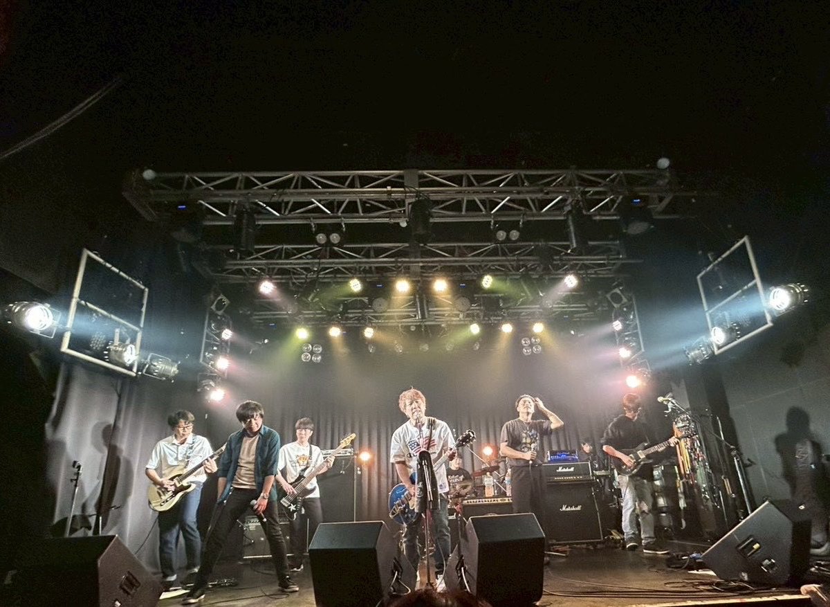 STRAIGHTLABEL's tweet photo. 2026年3月1日、BAND-8主催Channel-8 vol.10を開催しました！

「やっぱりライブハウス最高！ライブは最高！」ということ。

ステージと客席が一体となるあの空気感、音楽を生で共有する瞬間の熱量は、やはり特別なものだと実感。

本当にありがとうございました！！！

#福岡音楽 https://t.co/YRddG6W036