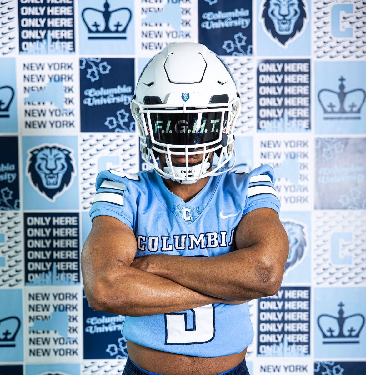 Xavier Davis tweet media