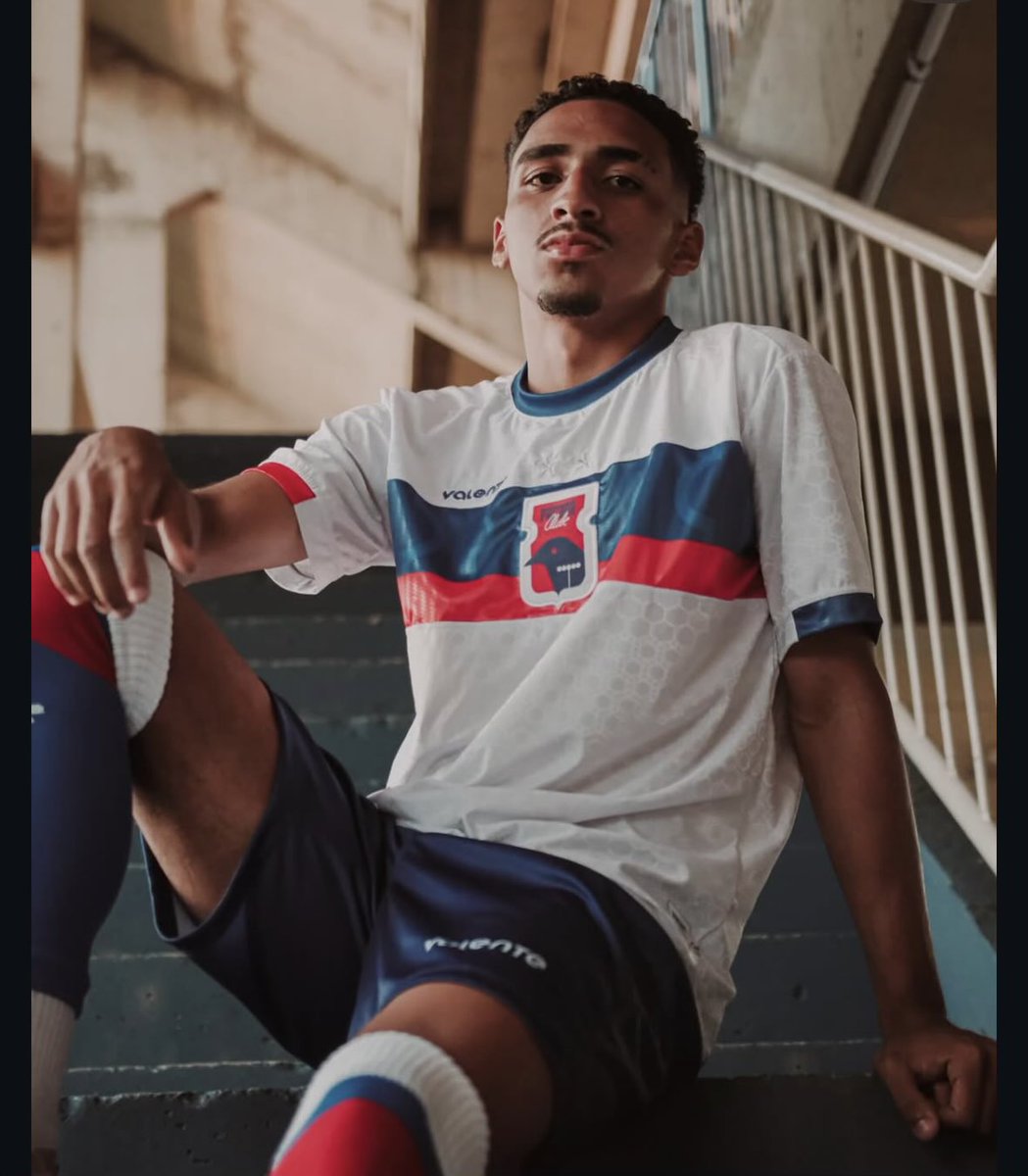 Paraná Mil Grau 🇹🇭 tweet media