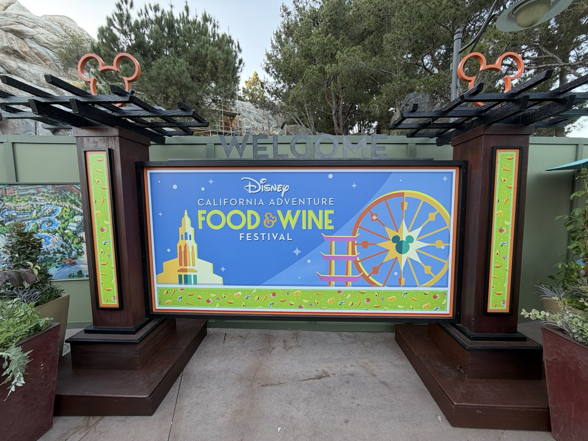 Just Ask Danny tweet media