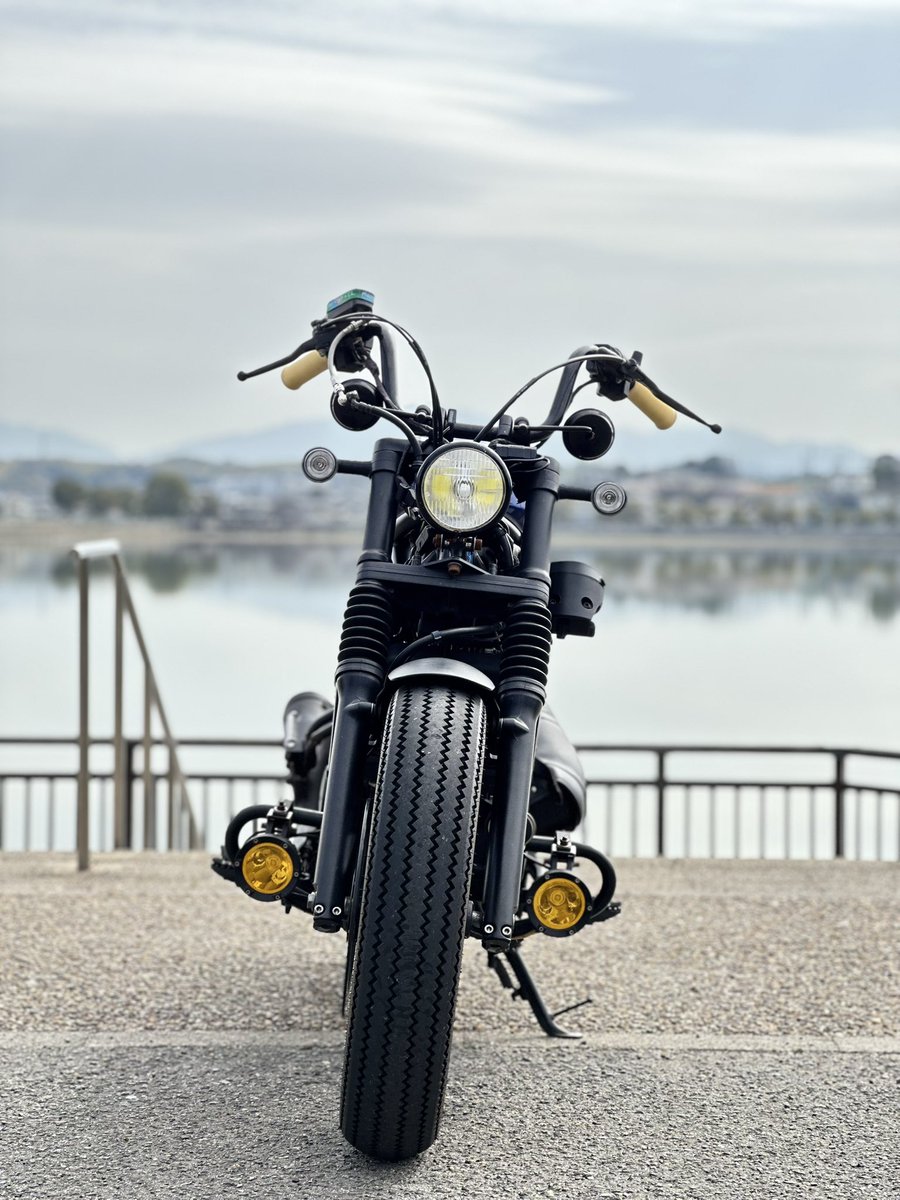 RIDERREBMAG's tweet photo. ヘッドライト何かよく聞かれるねんけど、
正解はジャズ50の純正ヘッドライト https://t.co/KlPGaycqL2