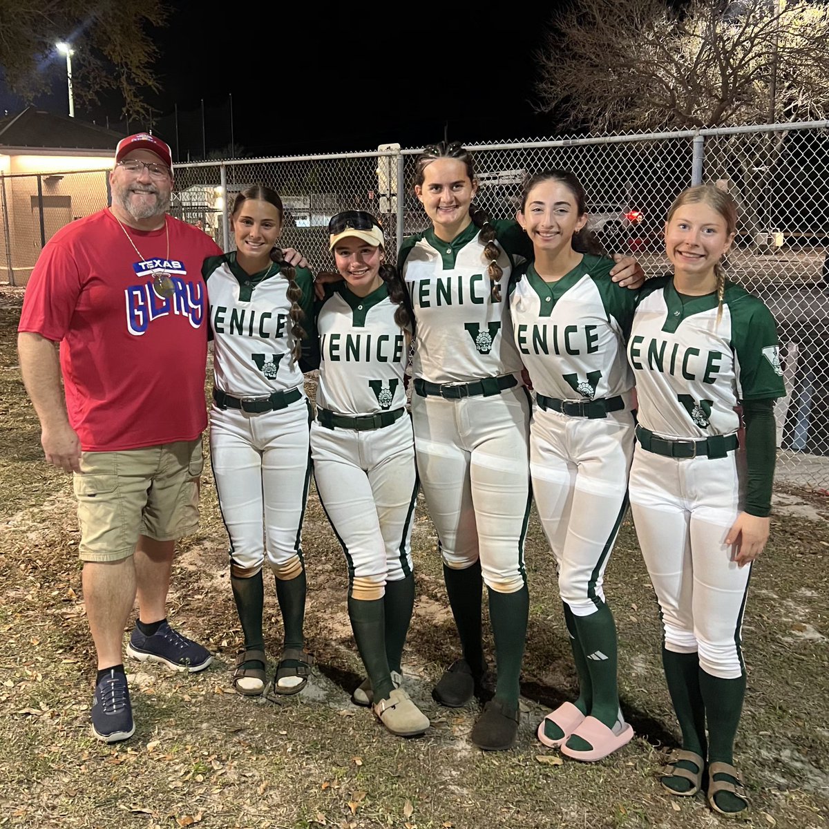 Texas Glory Venice 18U Gold - Marino tweet media
