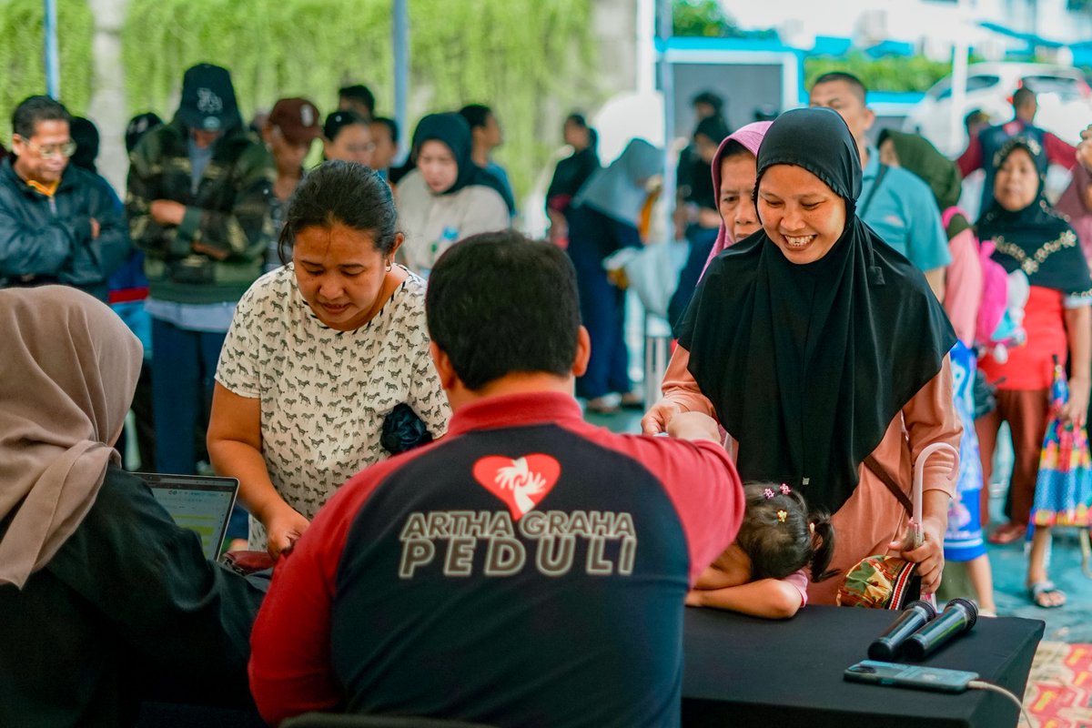 Artha Graha Peduli tweet media