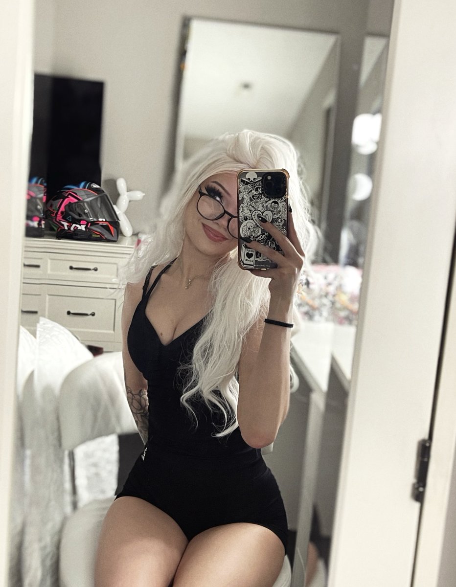 KyleeCarterrr tweet picture