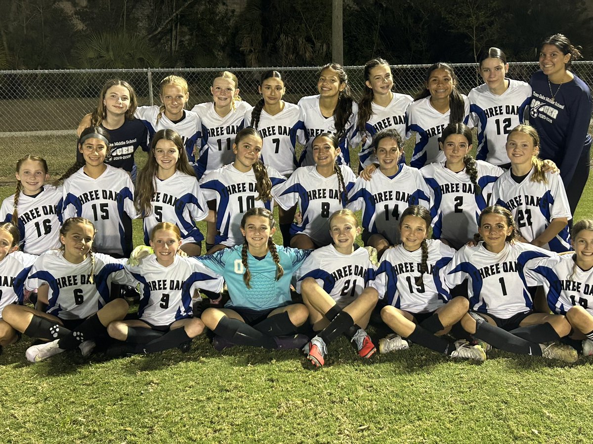 Three Oaks Middle tweet media