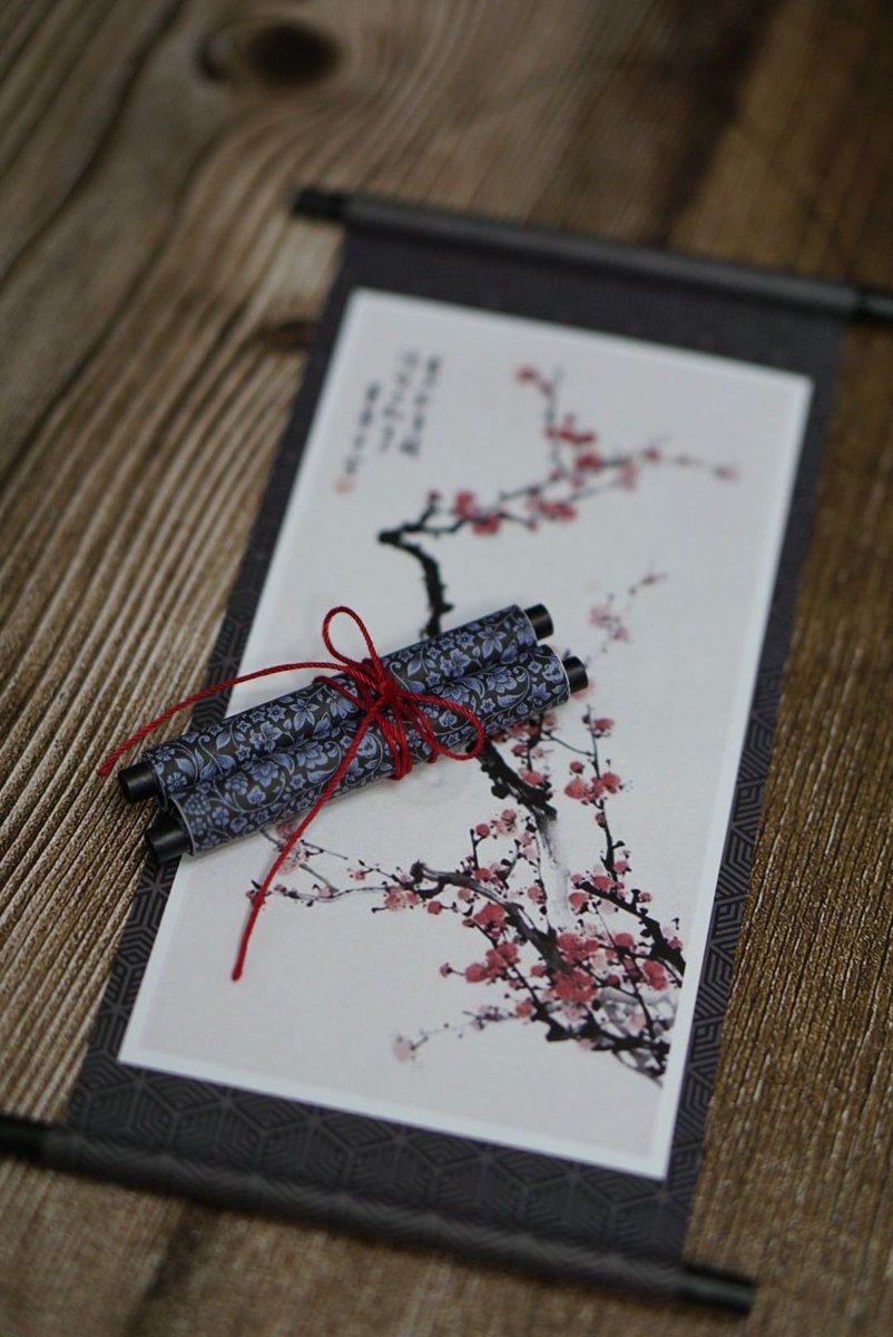 [3월 6일(금) 저녁 9시]
은우림의 부채, 서책, 화첩, 편지 등등..
한복과 함께 쓰기 좋은 소품들을 주문받습니다.
올해도 정성을 가득 담아서 만들어드릴께요^^
이따가 저녁 9시에 만나요~💕

자세한 설명은 블로그에서 봐주세요^-^
m.blog.naver.com/syuane/2242045…