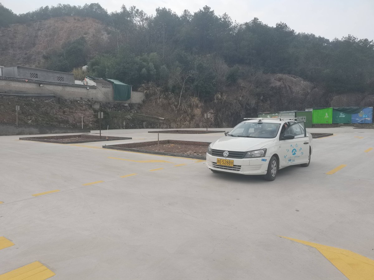 MarkaaaShako's tweet photo. First driving lesson win! Managed to start smoothly, steer straight, and not hit any cones (miracle!). Shoutout to my patient instructor—hero mode activated.  #NewDriverVibes #LearningToDriveFun https://t.co/iMCsJzvGdS