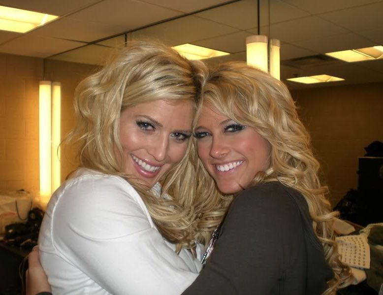 DIVA STANS RISE!!!!!!!!! WE FINALLY WON!!!!!!!! PROPHECY FULFILLED 😭👯‍♀️🦋🎮💕 #WWE2K26