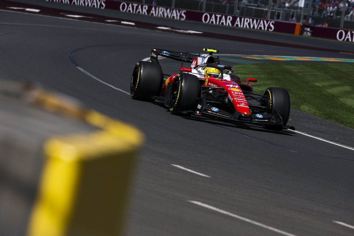 ScuderiaFerrari's tweet image. It’s always a beautiful sight seeing red on track 🤩