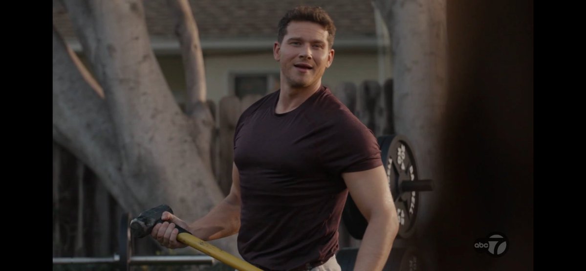 buckitallup's tweet image. THIS INSANE BODY CARD