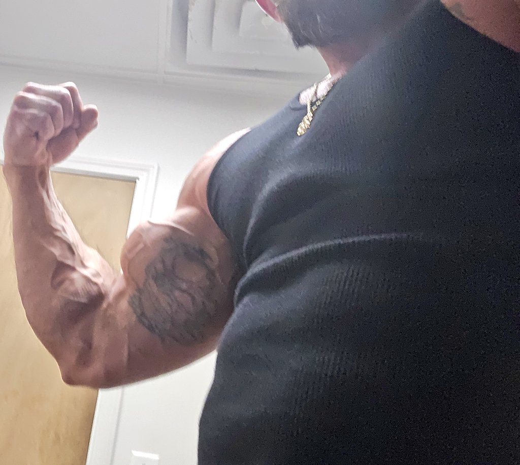 Majorrob101 tweet media