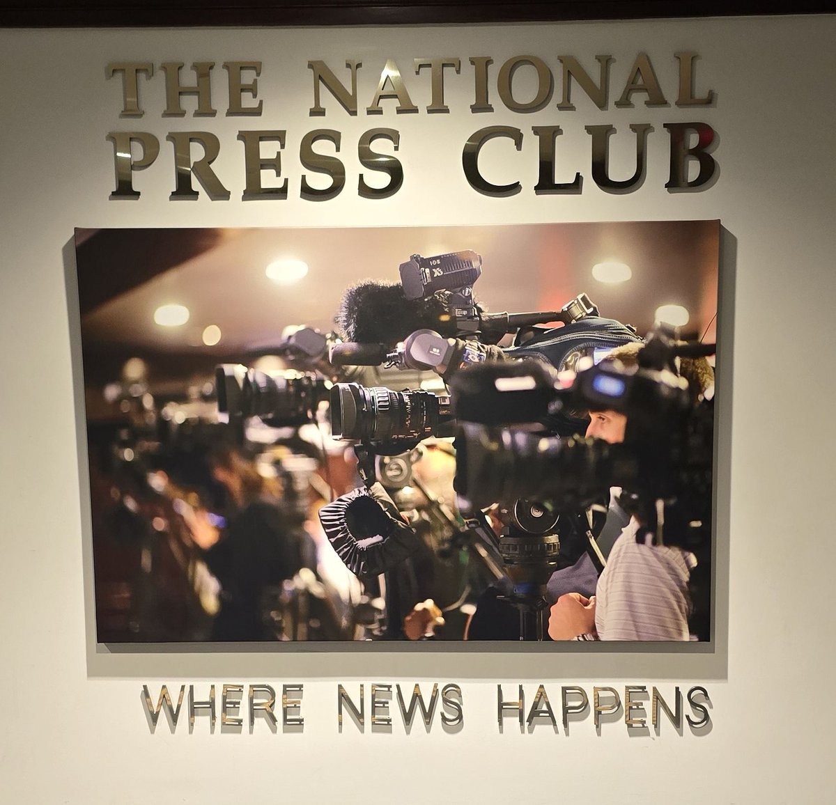 At the National Press Club. Le Nhu Ngoc Tran, Whitman College.  impactinvesting.online/2026/03/at-nat…