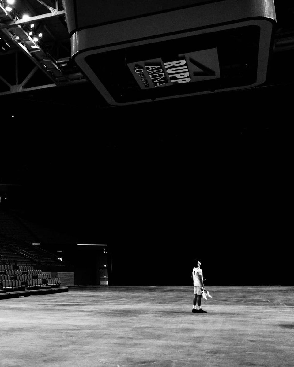 BigBlueOweh tweet media