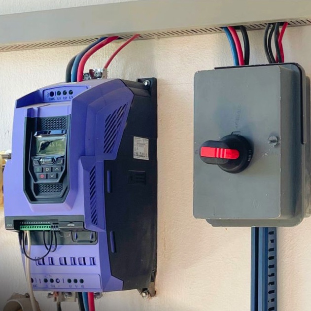 VFDexchange's tweet photo. 💧 Variable Frequency Drives Deliver Precision Control for Pool Pump Motors ⚡ 

Variable Frequency Drives (VFDs) play a critical role in modern swimming pool pump systems by providing precise motor control and optimized energy performance. By dynamically adjusting the motor frequency and voltage, advanced sensorless vector control technology enables efficient operation across variable and constant torque conditions, delivering reliable motor torque, reduced mechanical stress, and improved overall system efficiency. 

In swimming pool applications, VFDs provide intelligent equipment protection, automation, and long-term reliability for critical pumping systems. By matching pump speed to real-time demand, VFDs can dramatically reduce wasted energy while ensuring continuous water flow and minimizing mechanical wear on pumps, seals, and bearings. Solutions such as pump-optimized drives also enable features like sleep/wake operation, automated protection functions, and efficient motor control, making them an ideal solution for modern water pumping systems where efficiency, uptime, and automation are essential. 

We specialize in supplying high-performance variable frequency drives and technical expertise to help engineers and facility operators implement efficient, reliable motor control solutions across pumping and industrial automation applications. 

The VFD Exchange 

#VariableFrequencyDrives #VFD #VFDSolutions #MotorControl #ElectricMotors #PumpControl #WaterPumpingSystems #EnergyEfficiency #Invertek #EnergySavings #IndustrialAutomation #InvertekDrives #ElectricalEngineering #VariableFrequencyDrive #VFDs #MotorDrives #AutomationTechnology #PumpSystems #EngineeringSolutions #IndustrialControls