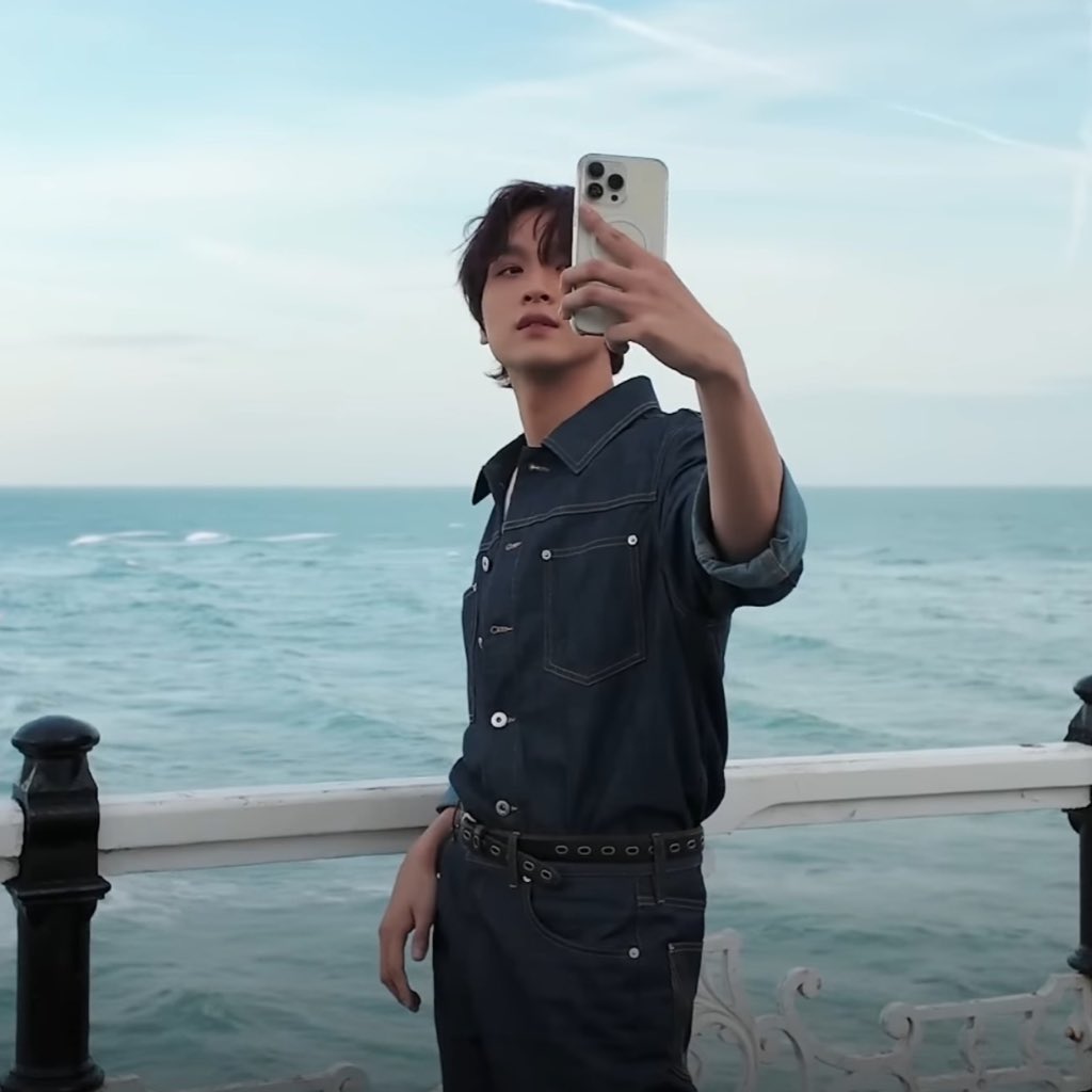 haezzarazza's tweet photo. 🌊💙 https://t.co/FCrRJlc8IE