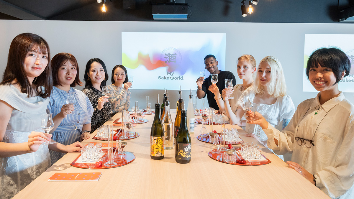 【東京でのブレンド体験開催！】

Sake Worldのブレンド体験「出張My Sake」は各地でも大好評！
そして4月・5月には、東京・日本橋の「EnCounter by Otonami」でのPOPUP開催が決定しました🗼
sakeworld.jp/event/2602-mys…

拠点は京都だけではありません。
全国にファンが増える＝ブランドの価値が上がる。