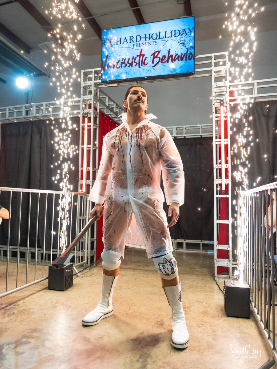MostMarketable's tweet photo. I have the absolute coolest entrance planned for @this_is_acw
If you thought my American Psycho entrance was cool….just wait.
#DFTR https://t.co/hVM8C3r0Ft