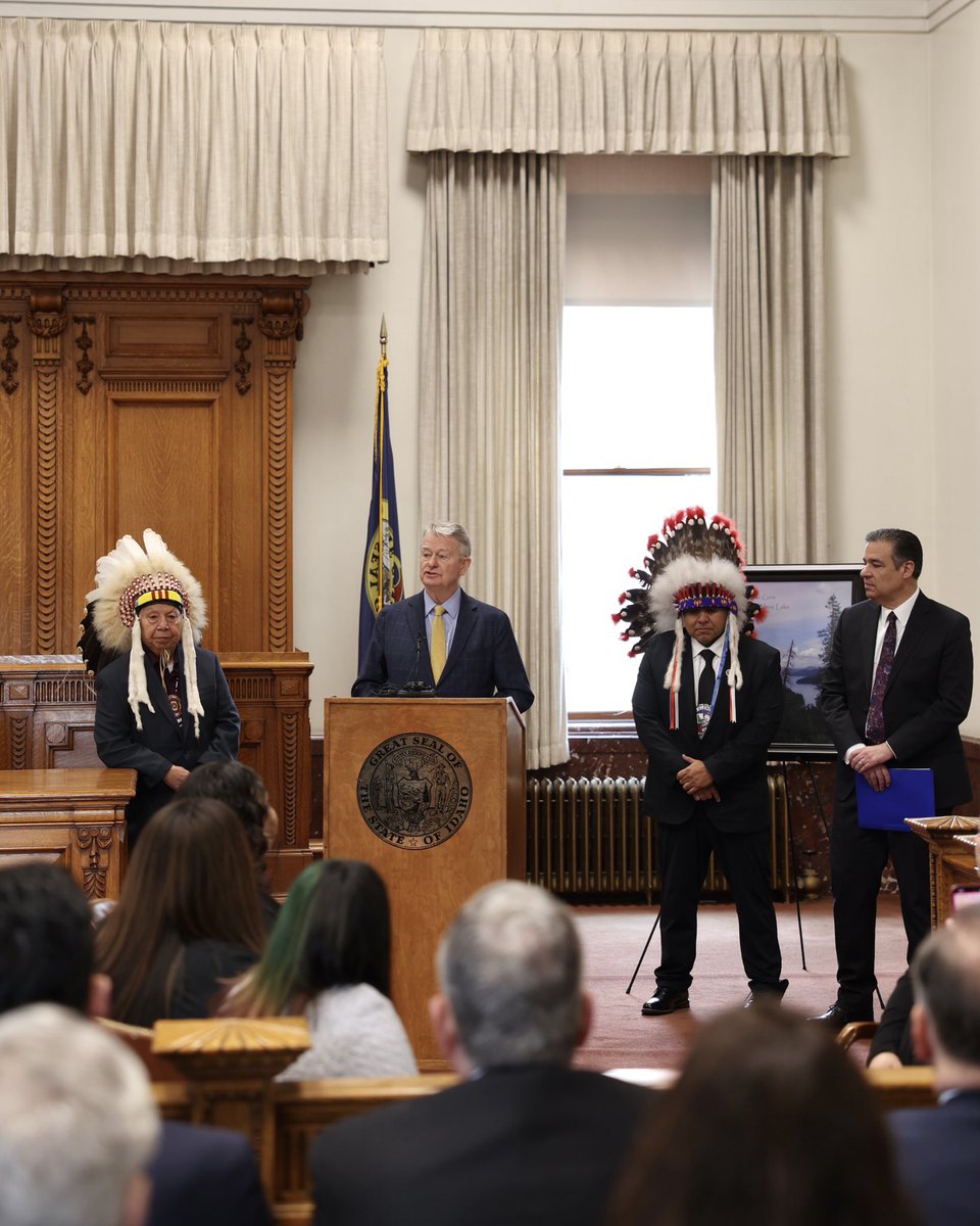 Brad Little tweet media