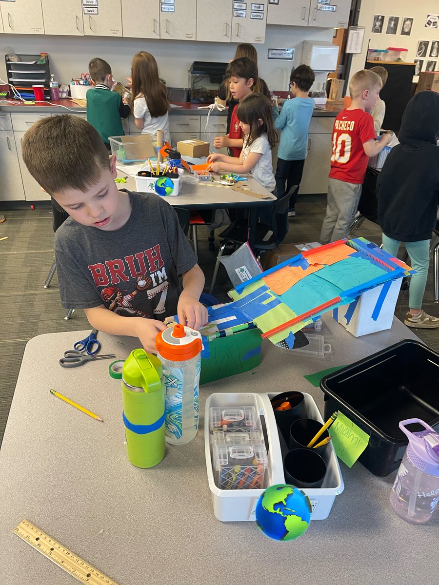 Erin McKenzie tweet media