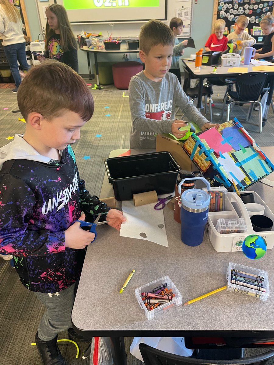 Erin McKenzie tweet media