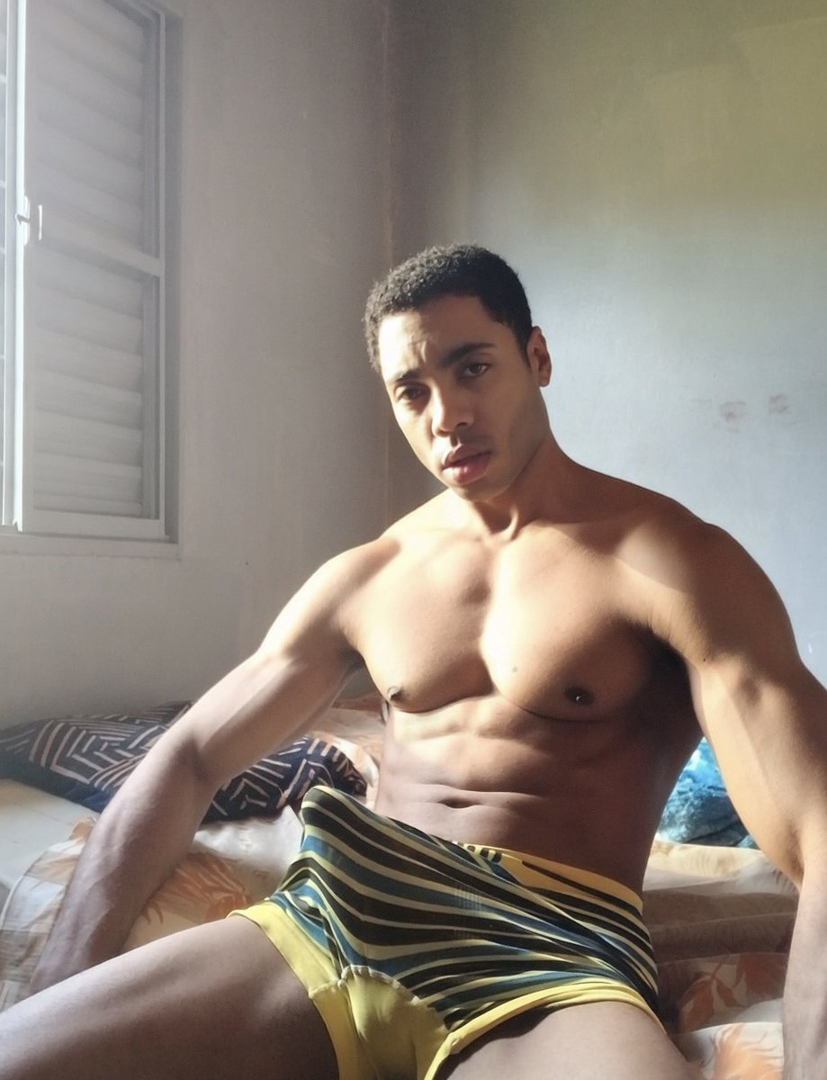 The Cuban Crusher (10 INCHES 😈) tweet media