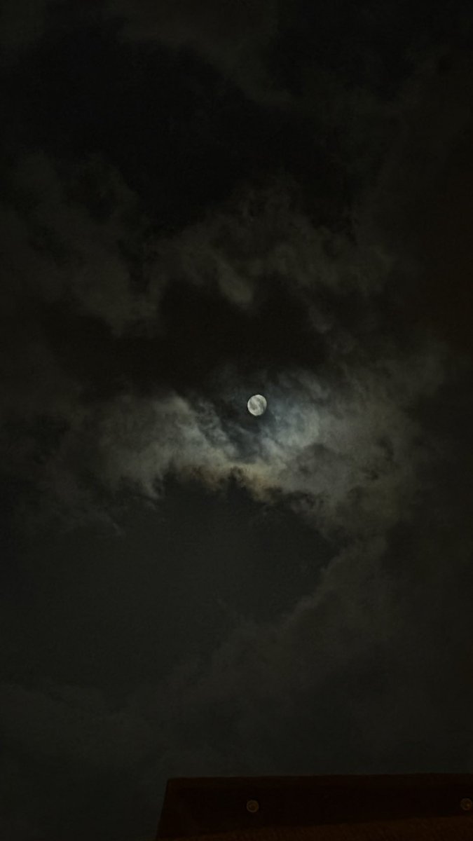 𝙰 𝙼 𝙷 🤍. tweet media