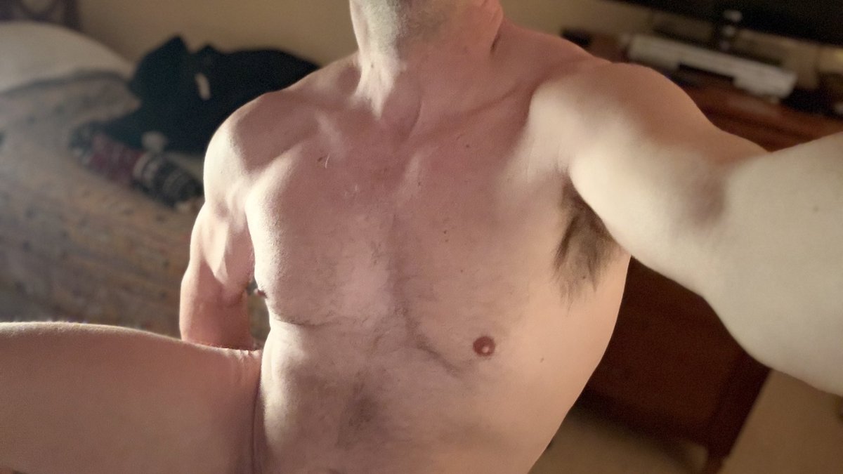 ButtRocketBuddy's tweet photo. This man became a fanslut #fansly #bisex #solopnp #daddy #muscleBottom #fingering #elevated #bungled #spangled #dilf #buttrocket #stretching https://t.co/4dD1F1OiGz