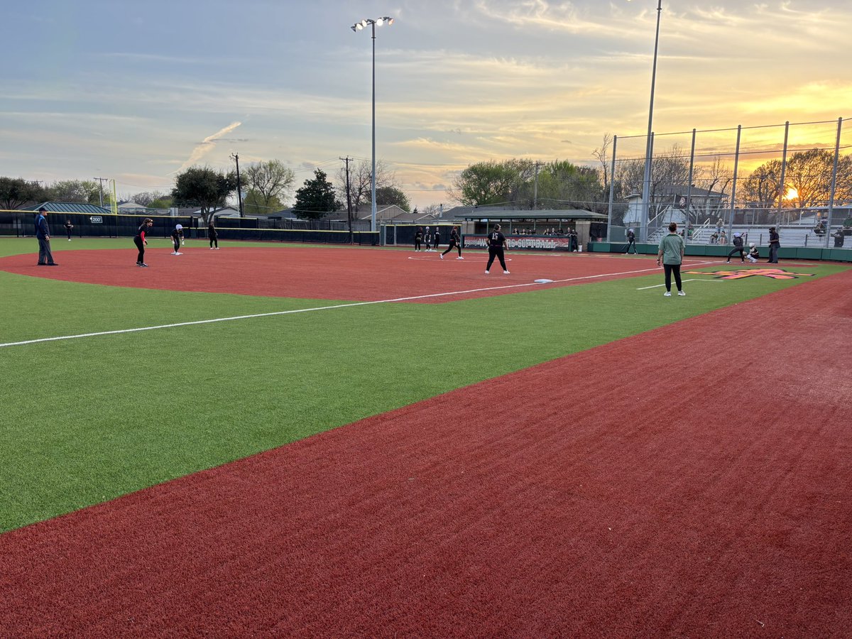 Laban DeLay tweet media