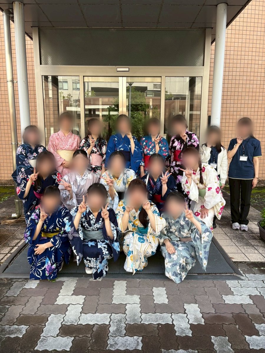 gumk_'s tweet photo. 岐阜大学医学部箏曲部です👘
今日は一般前期入試の合格発表でしたね！
合格された皆様、おめでとうございます🎊

このアカウントでは、新歓情報や活動内容について投稿していきます♪ぜひフォローしてお待ちください🍀

#春から岐阜大学　#春から岐大　#春から岐大医　#箏曲部 https://t.co/pwDoak8NFs