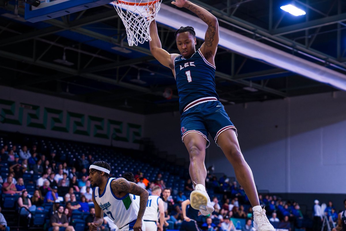 LeeU Men's Basketball tweet media