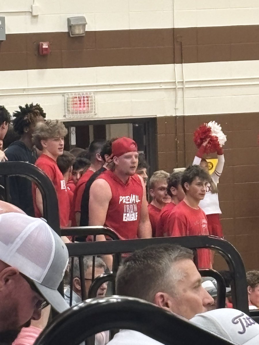 Fear The Poo tweet media