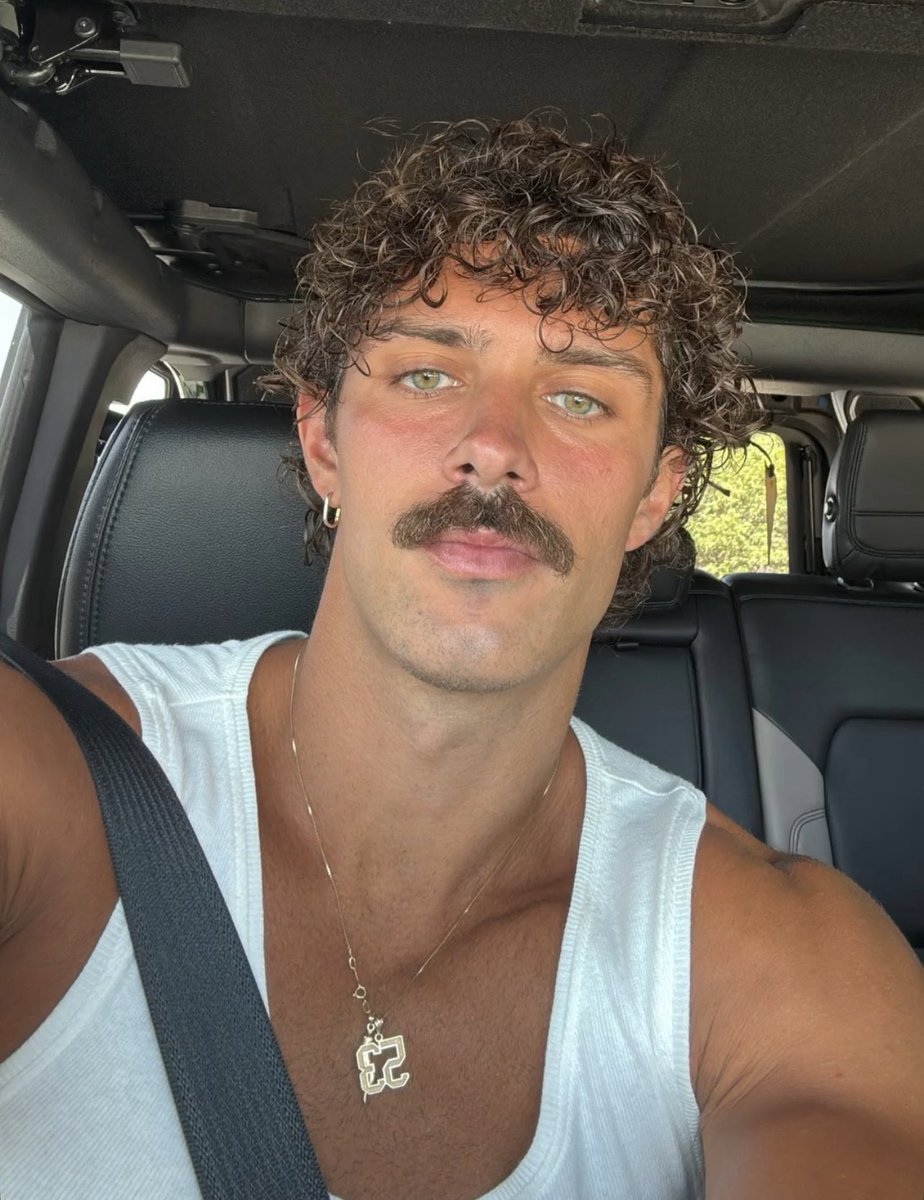 Celeb & Armpit Gooner 🥴 tweet media