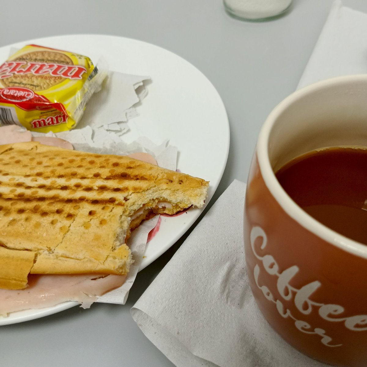 LocaxV2's tweet photo. A unique breakfast experience; I received excellent service that day at the hospital. I hope to return again. https://t.co/50KVHoS7Bo