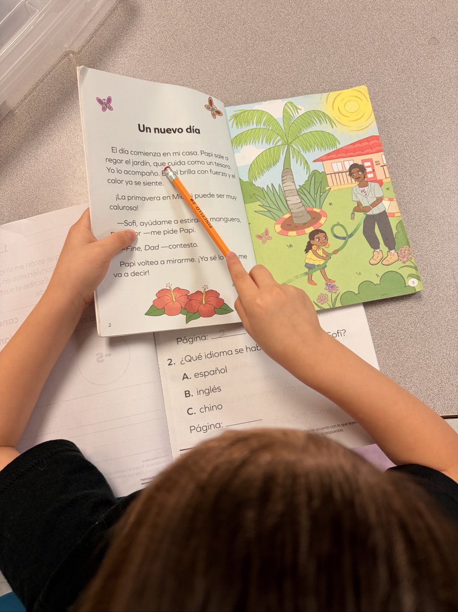 msgnz's tweet photo. Today our #Amplify story took us to Cuba. The dad asks his daughter to speak Spanish because he cannot understand English. It resonated with my students, with me, and with the 5 million emergent bilinguals bridging languages between school and home.🥹🫶🏼 https://t.co/9wLSxXQaqA