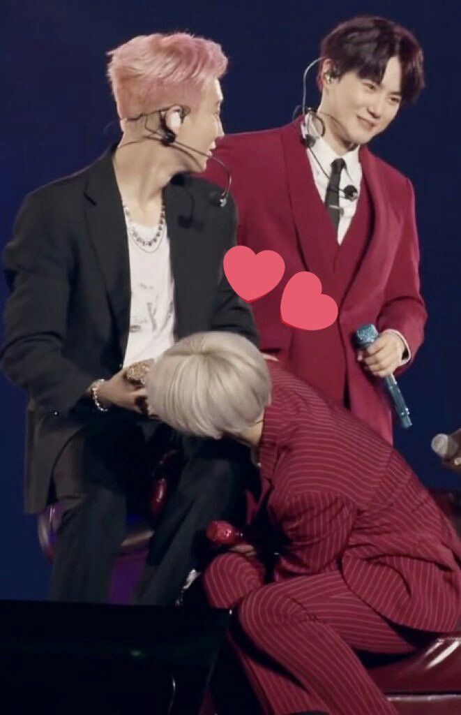 chanbaek_sister's tweet photo. masa lalu yg sangat indah https://t.co/MnnrMh0eg1