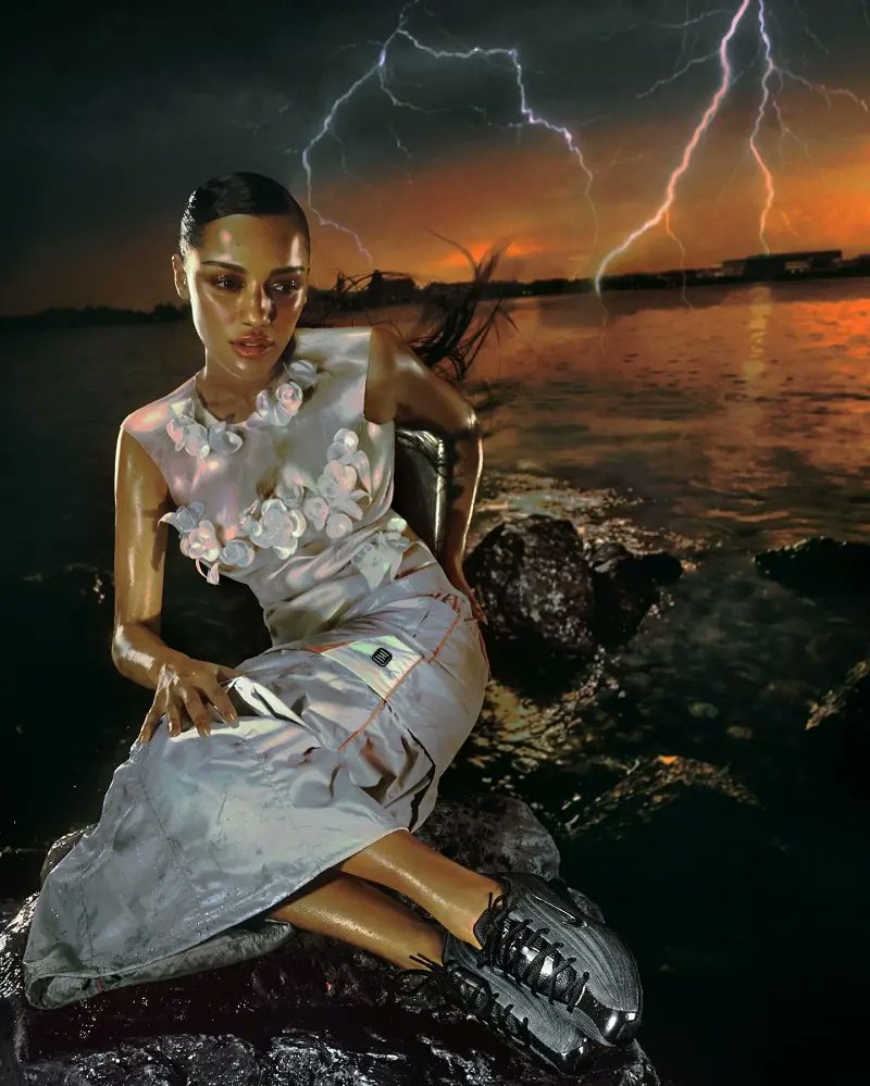 3月7日海外発売｜ Naked Copenhagen x Nike Shox Z 