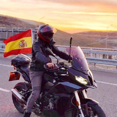 hepyek11's tweet photo. #YeniProfilResmi https://t.co/VQINBb3I6Q