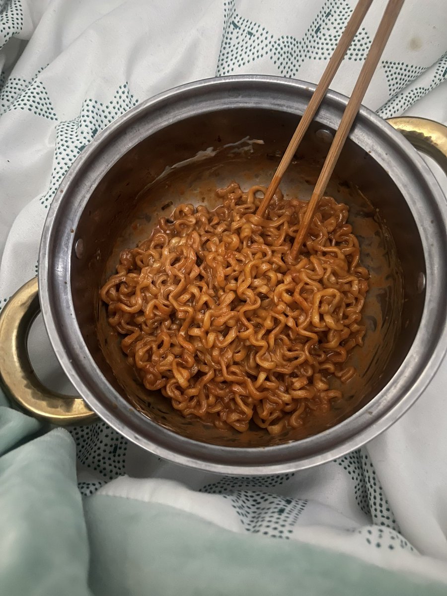 riva ; 1009 tweet media