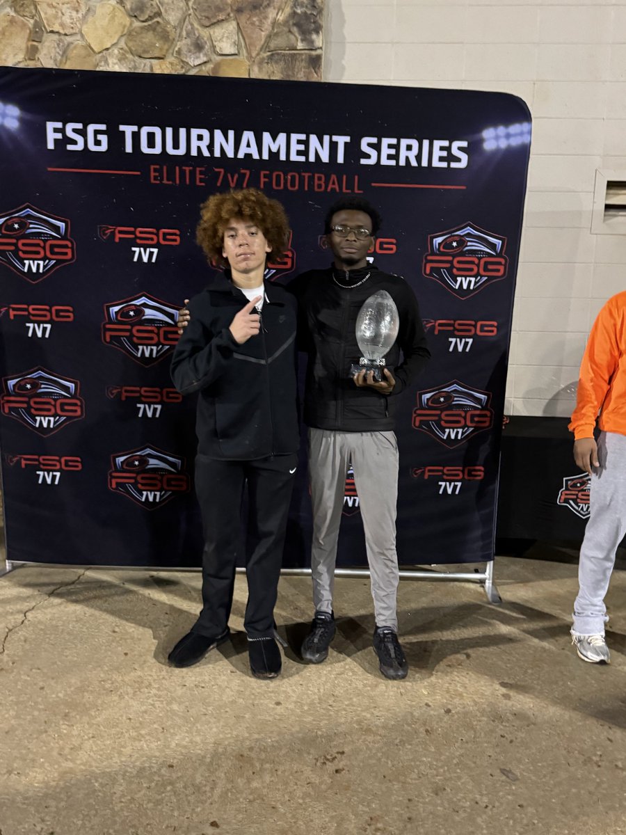 cam_sutton8's tweet image. FSG Tournament 15U Champs

@borntocompete @DbCoachJulian @najehwilk @CalebSisk_ @__AustinButler @CJacksonPRZ @ChadSimmons_ @RustyMansell_ 
@GAPrepVarsity @RecruitGeorgia 
#b2c #borntocompete