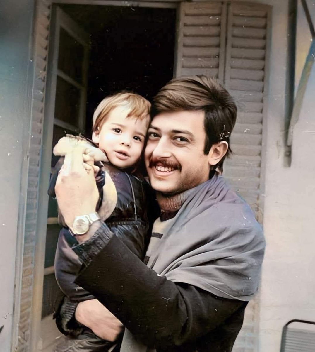 Gustavo Garcia Cappanini, militante montonero de La Plata. Detenido Desaparecido el 14 de octubre de 1976.
Su compañera y madre de sus dos hijas, Matilde Itzingsohn , fue secuestrada en marzo del 1977.
Sus Hijas Lucia Lucía García Itzigsohn y