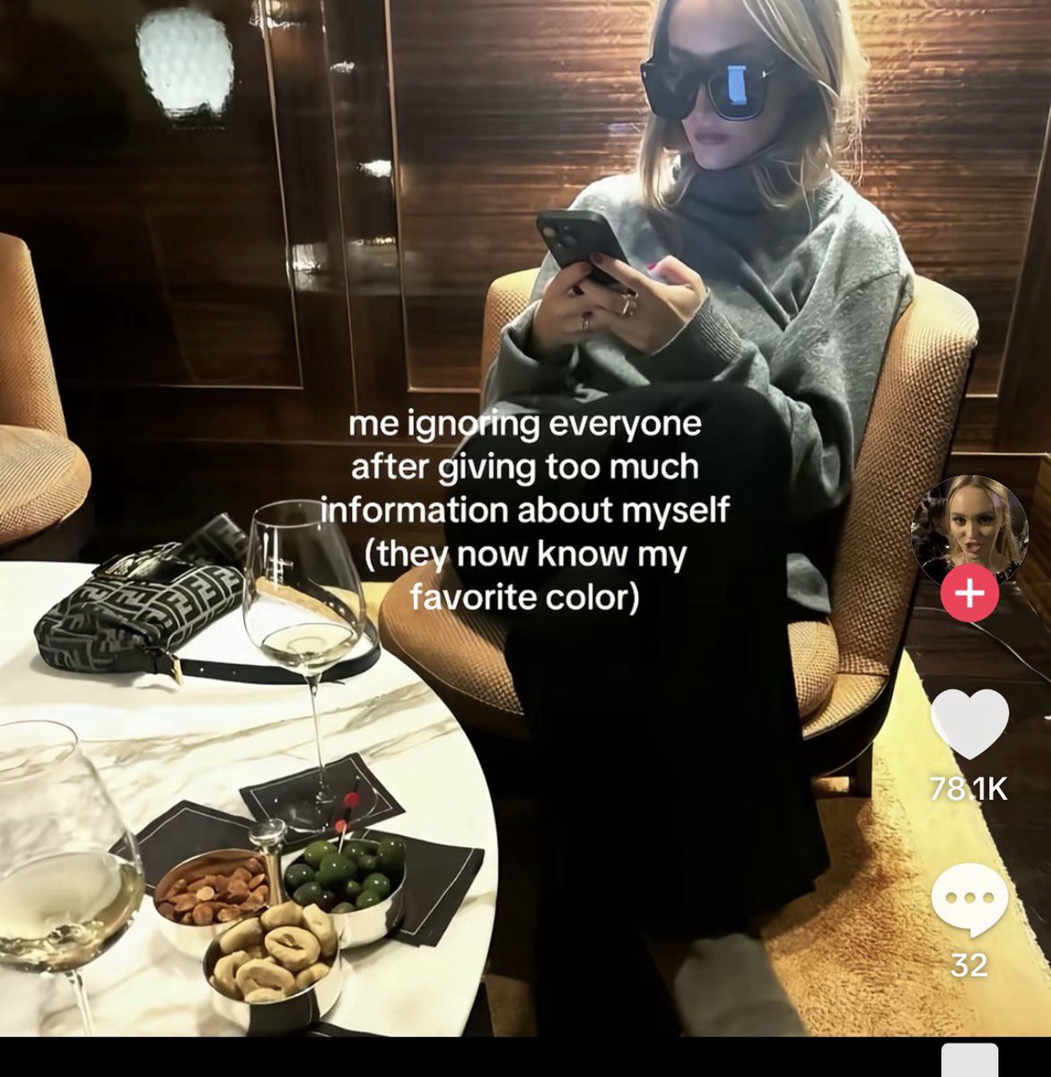🤳 tweet media