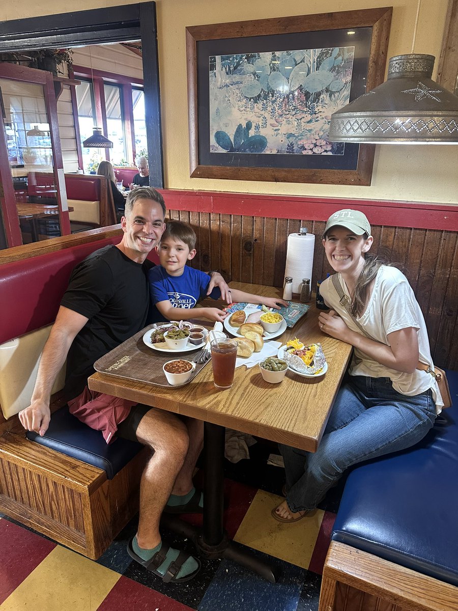 Emily Lawrence tweet media