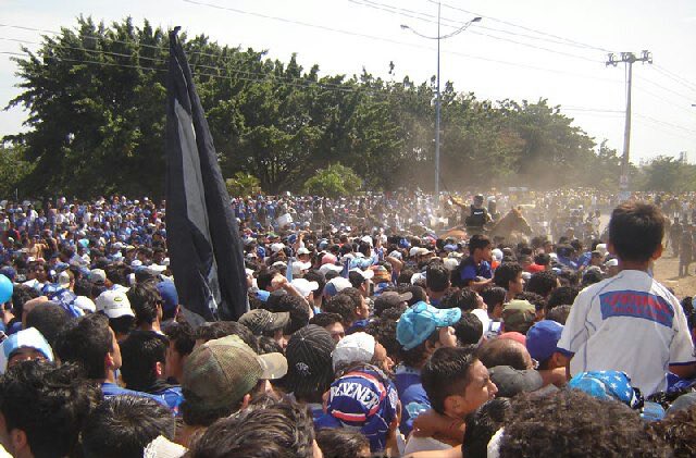 mr_capwell1902's tweet photo. Se viene el clásico del astillero 
Vamos Emelec querido https://t.co/CaDFlNBZQp