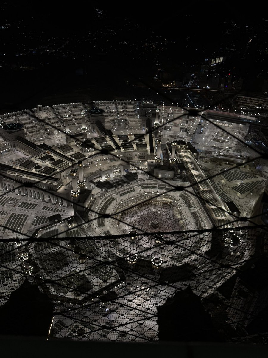 اللّهم آمننا في أوطاننا واحفظ بلادنا وقادتنا من كل مكروه💚🤍