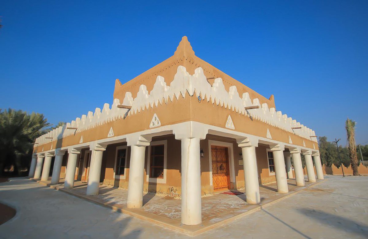 مقصورة السويلم tweet media