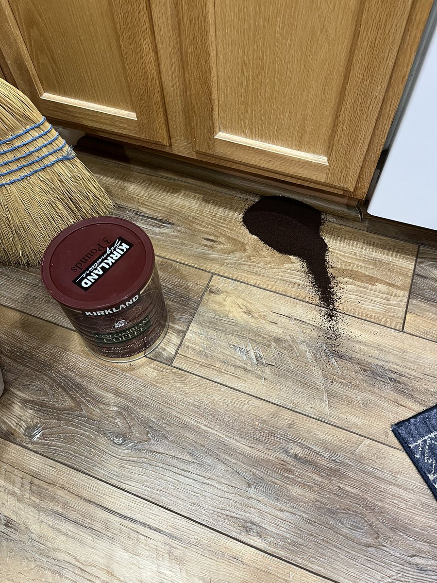 Katiebug tweet media