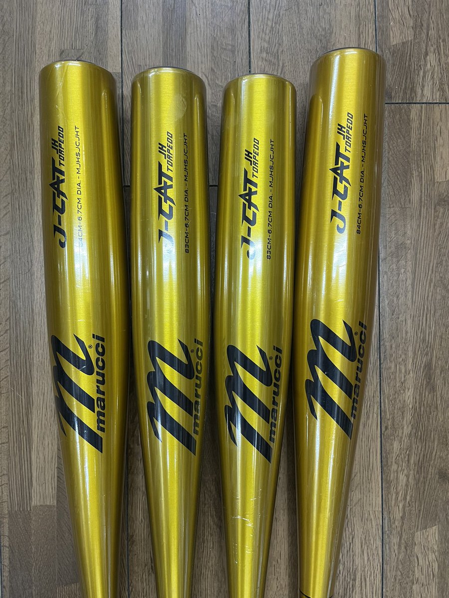 paramount_BB's tweet photo. 中学生硬式バット、各メーカー続々入荷中✨��🏏注目は、マルッチ魚雷型バット✨️圧倒劇な振り抜きの良さと、ボールの捕らえが良い。
 #マルッチ
 #marucci 
 #トルピード
 #スカイビート31
 #SSK 
 #ゼット
 #ZETT
 #ネオステイタス
 #中学硬式
 #リトルシニア
 #ボーイズ
 #ポニーリーグ https://t.co/reUgt95zSf