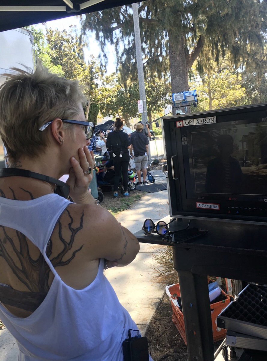 steckleberry's tweet photo. Please tell me these stars of #FockerInLaw bonded over their love of (or is it addiction to) tattoos! #TeriPolo #ArianaGrande https://t.co/HF8QqIaGp5